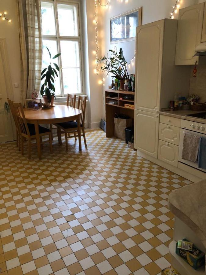 Chez Jitka Et Gautier - A Great Alternative To A Hotel Praag Buitenkant foto